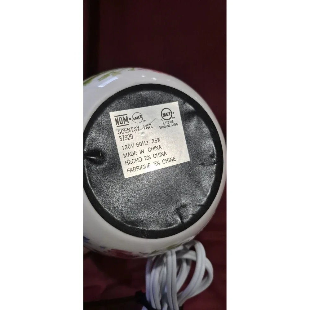 Scentsy Club Exclusive SPREAD YOUR WINGS Premium Warmer RARE Butterflies EUC